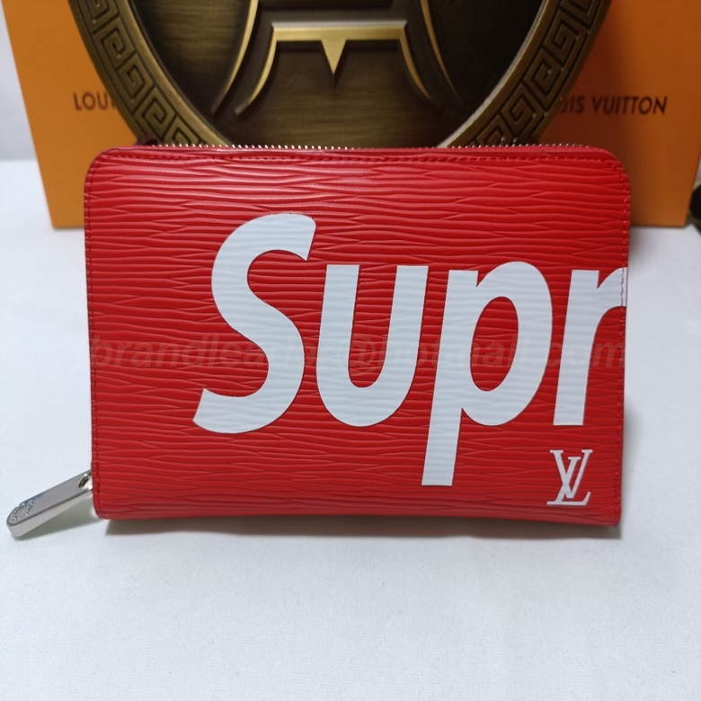 LV Wallets 54